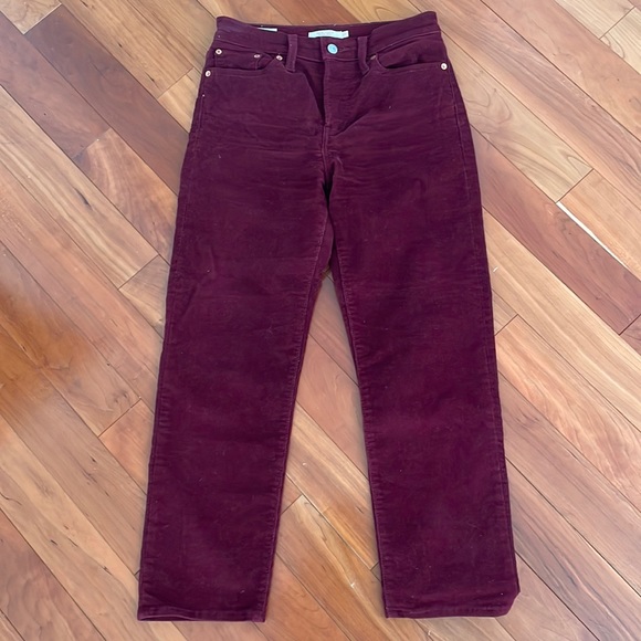 Levi’s wedgie jeans- burgundy ankle crop, corduroy - Picture 3 of 4